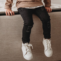 DISTRESSED JEANS - BLACK