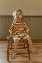 Quinlan Set in Apple Cinnamon Stripe