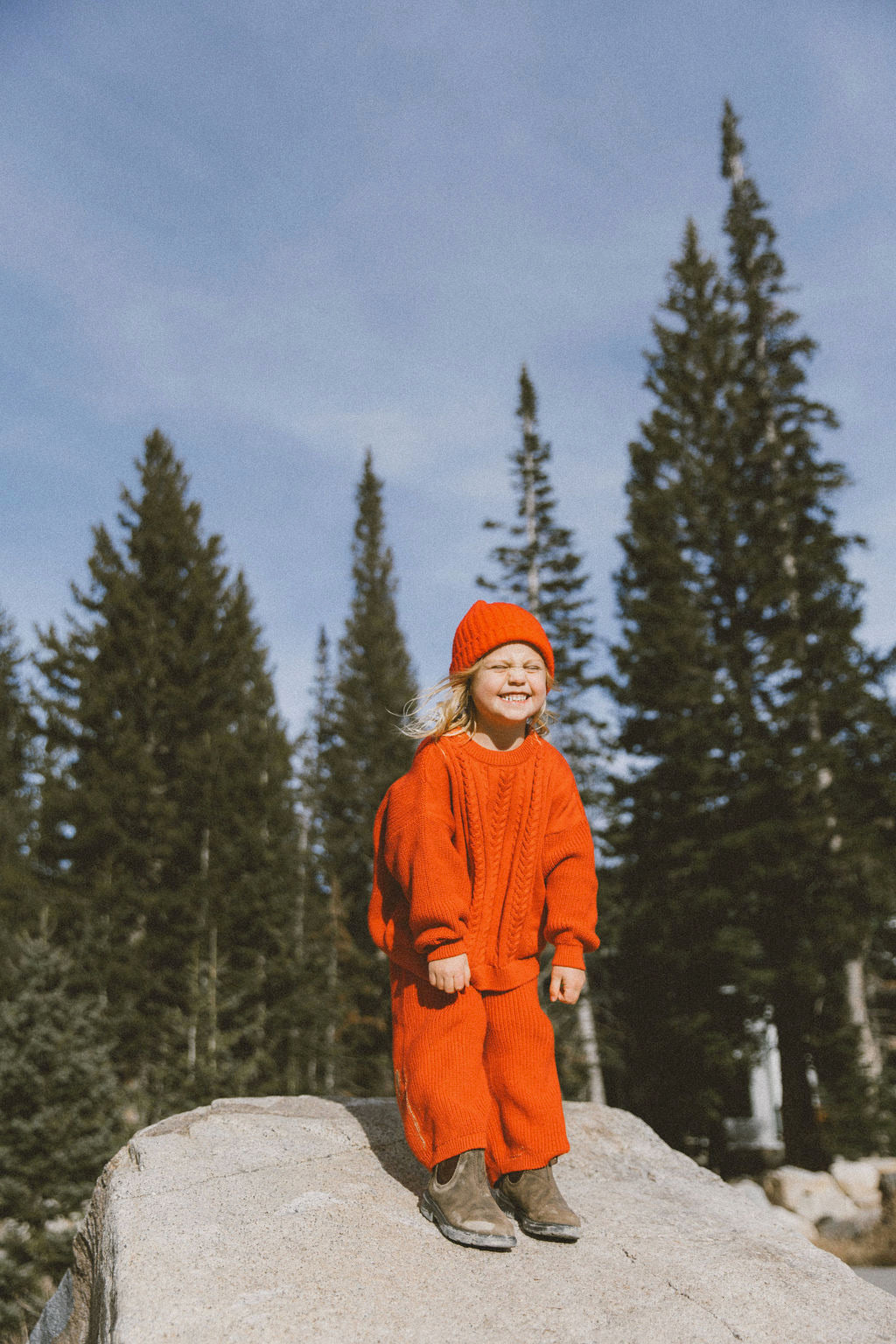Rowan Set in Mars Red