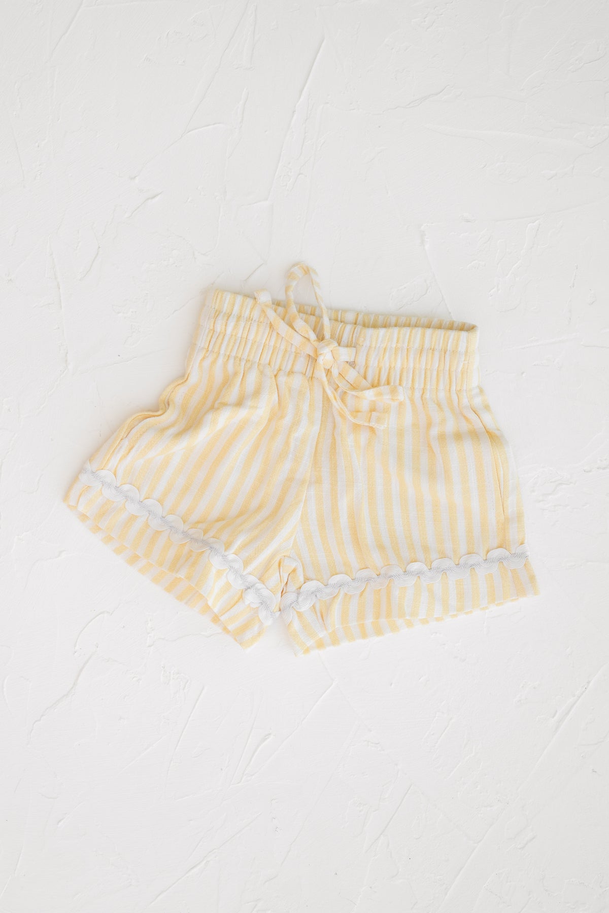 Lemon Splice Wave Shorts
