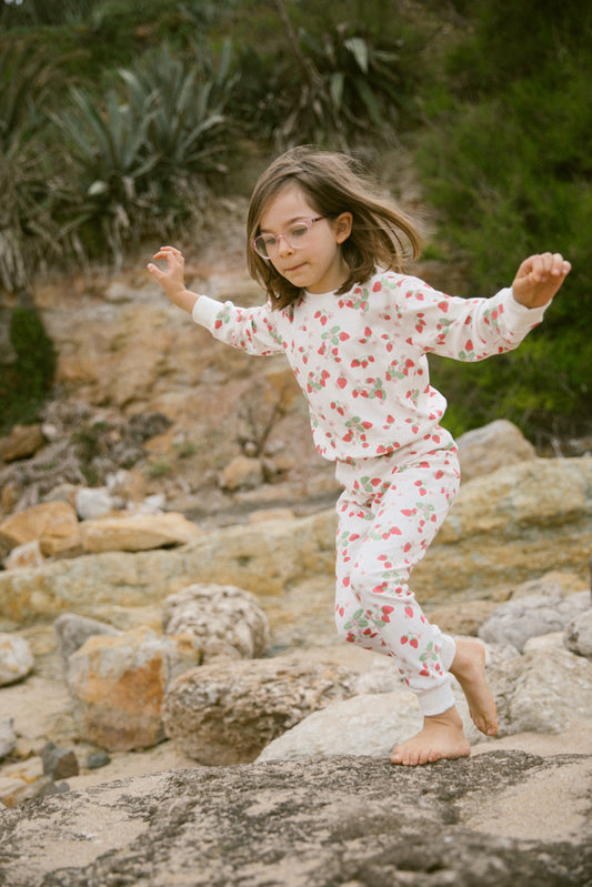 KIDS CLASSIC PYJAMA SET | STRAWBERRY